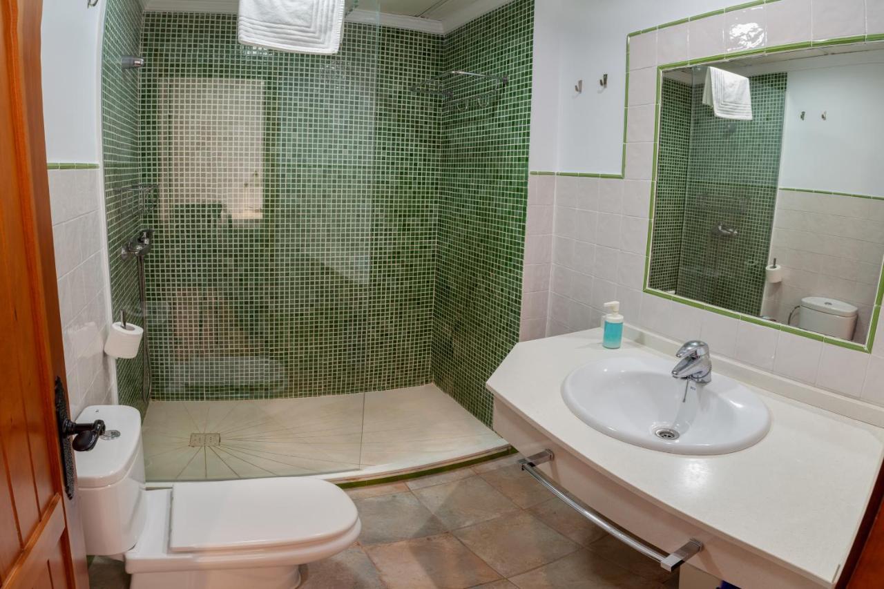 Apartamentos Gravina Тарифа Екстериор снимка